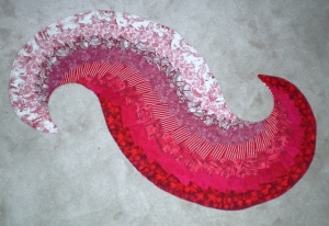 2013-07-06 spiral table runner red